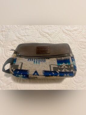 Pendleton Gray and Blue Patterned Wool Toiletry Bag